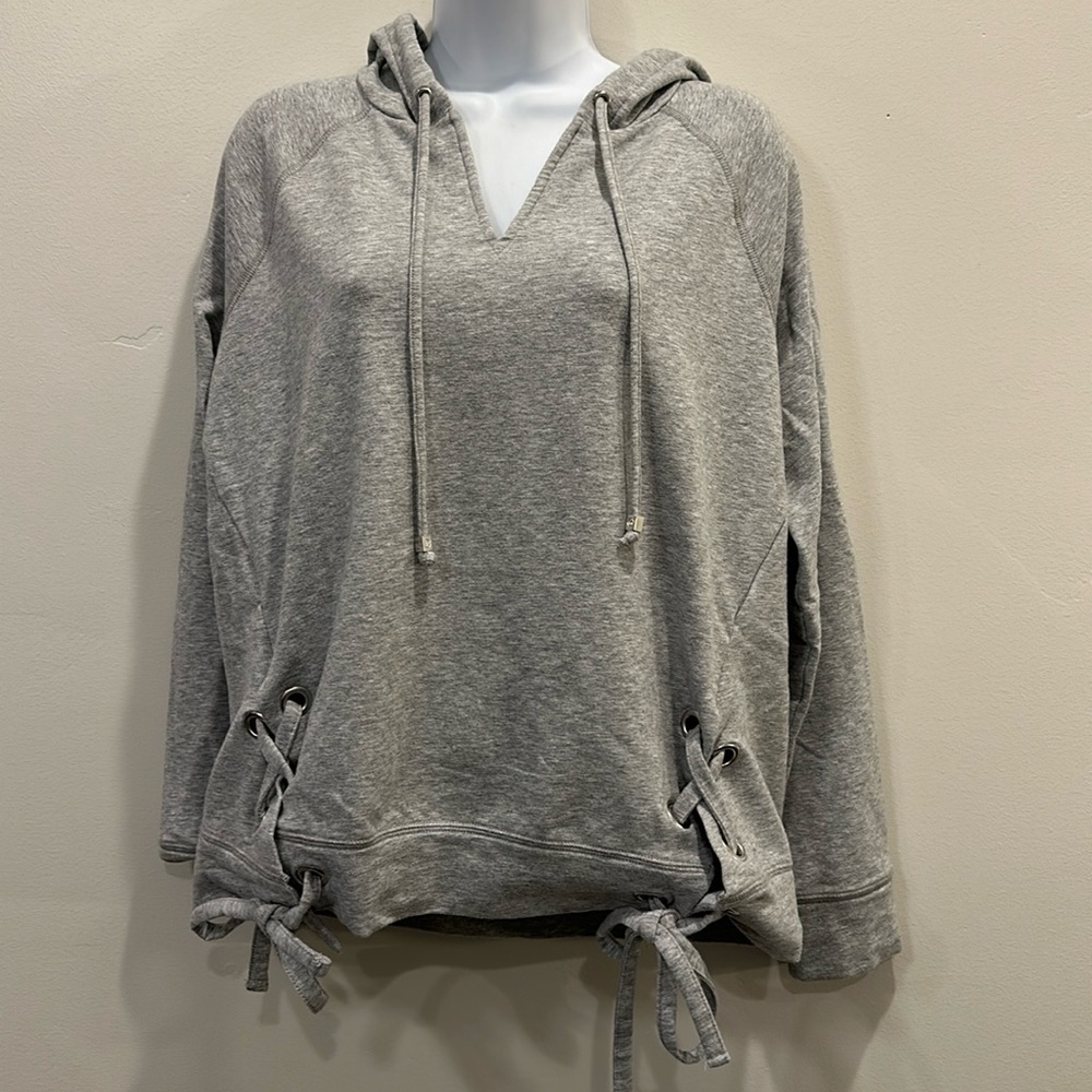 Michael Kors. Gray hooded sweatshirt. Size M.